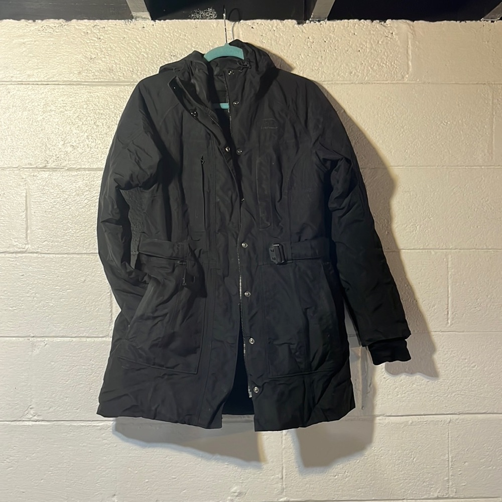 Northface winter coat with buckle